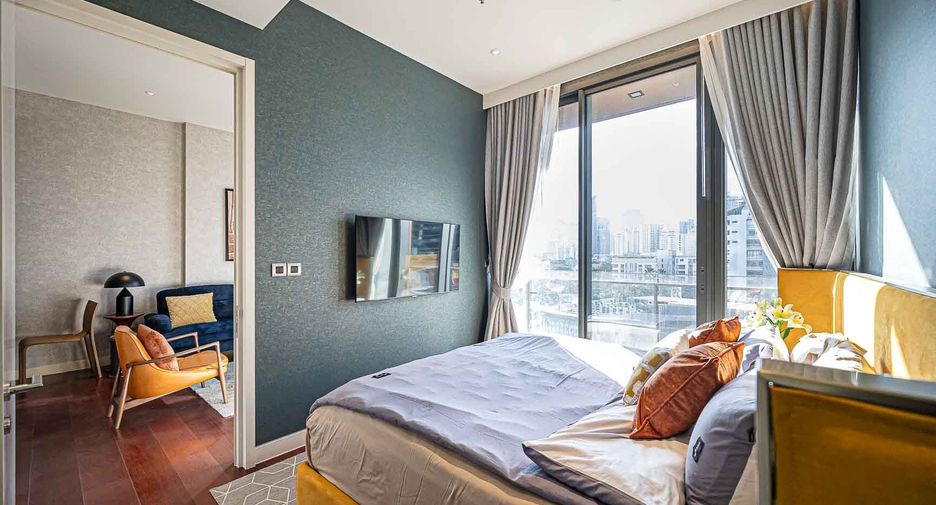 For rent and for sale 1 bed condo in Watthana, Bangkok