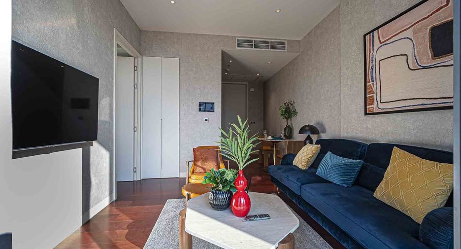 For rent and for sale 1 bed condo in Watthana, Bangkok