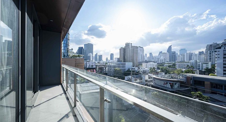 For rent and for sale 1 bed condo in Watthana, Bangkok