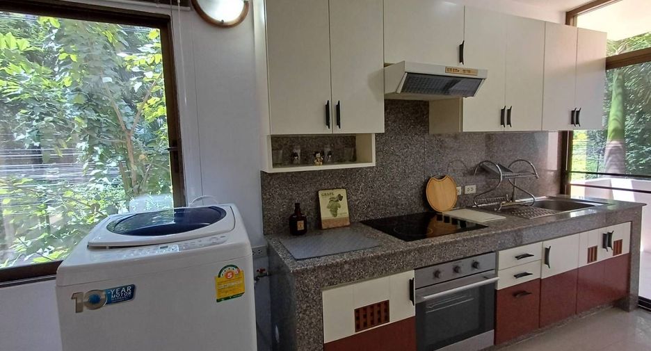 For rent 2 ベッドルーム condo in Khlong Toei, Bangkok