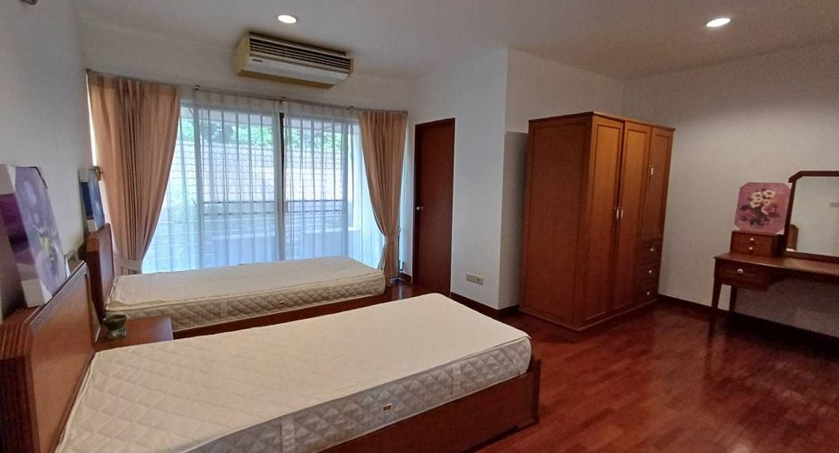 For rent 2 ベッドルーム condo in Khlong Toei, Bangkok