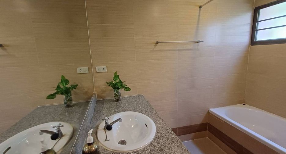For rent 2 ベッドルーム condo in Khlong Toei, Bangkok