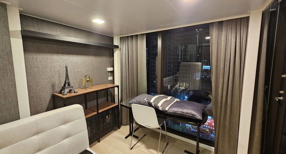 Condo en venta y en alquiler de 1 habitaciones en Ratchathewi, Bangkok