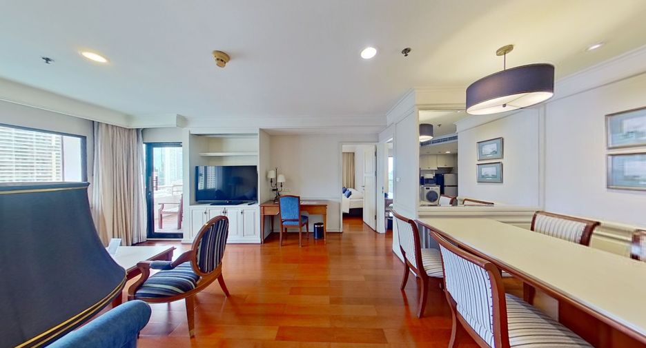 For rent 3 bedrooms apartment in Khlong Toei, Bangkok