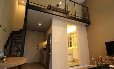 For sale 1 bed condo in Khlong Toei, Bangkok