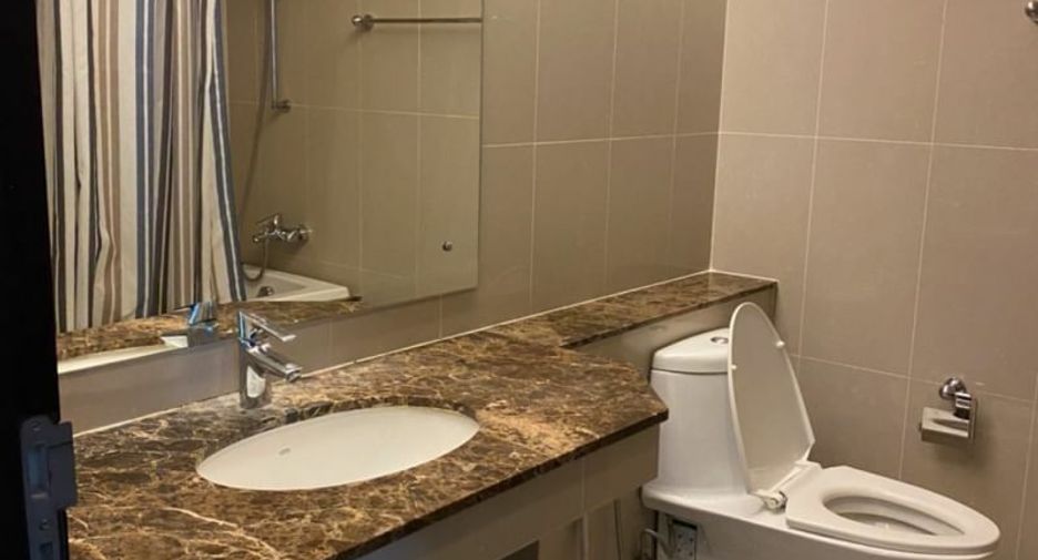 Аренда 3 спальни кондо в Щаттхана, Бангкок