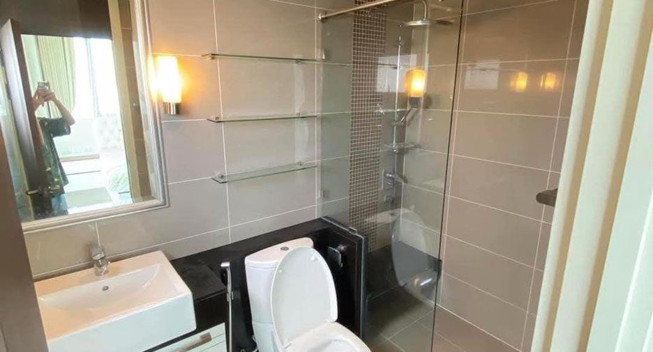 For sale and for rent 2 bedrooms condo in Sathon, Bangkok