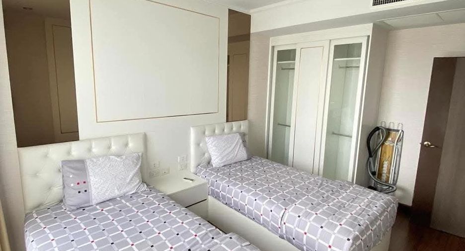 For sale and for rent 2 bedrooms condo in Sathon, Bangkok