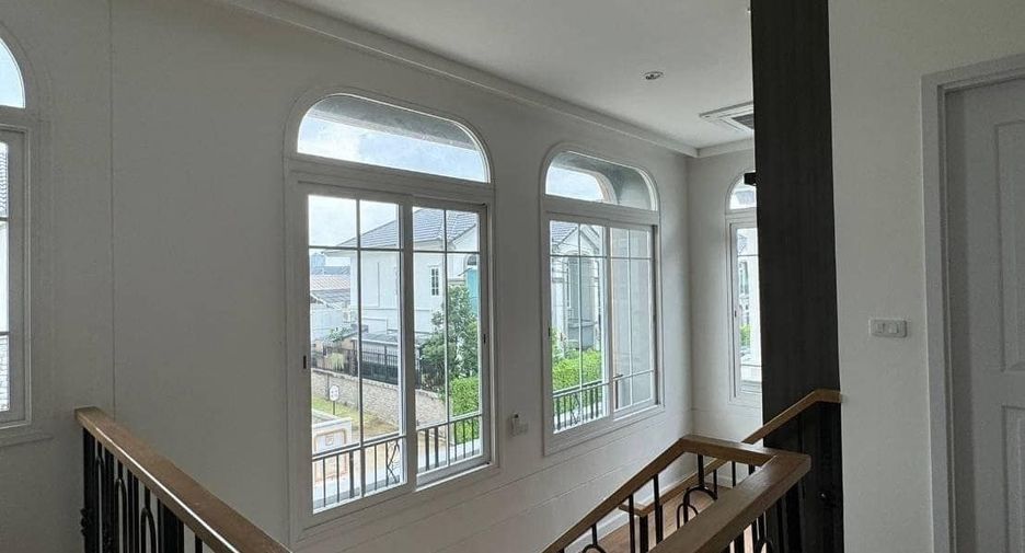 Haus zur Miete mit 4 Zimmer in Chom Thong, Bangkok