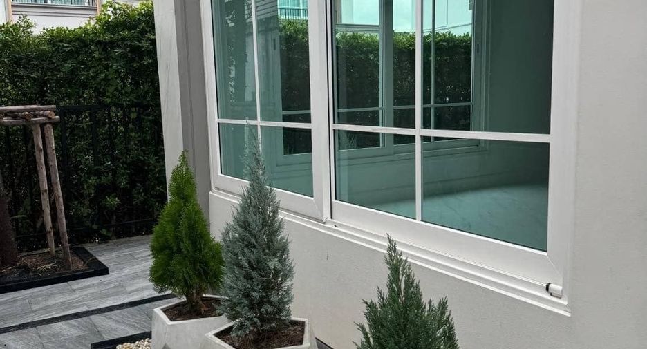 Haus zur Miete mit 4 Zimmer in Chom Thong, Bangkok