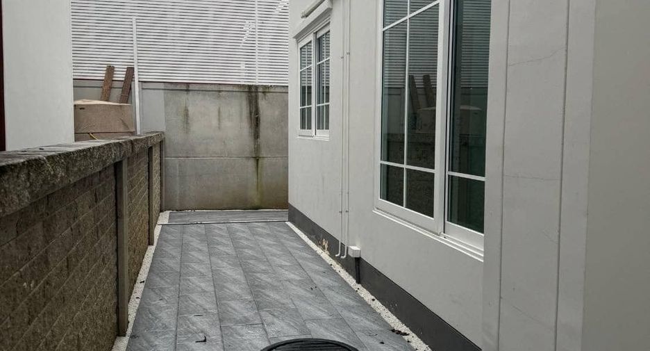 Haus zur Miete mit 4 Zimmer in Chom Thong, Bangkok