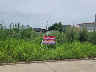 Terreno en venta en Bang Khun Thian, Bangkok