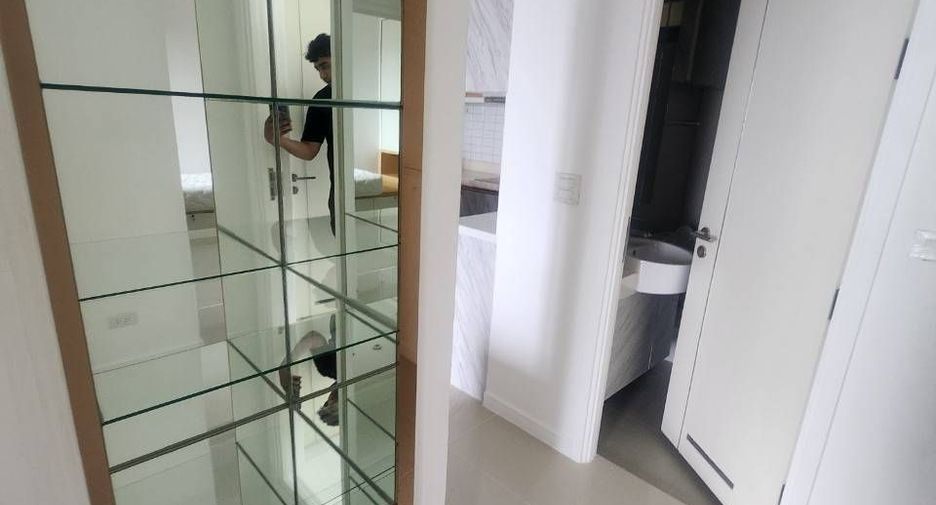 For rent 2 ベッドルーム condo in Yan Nawa, Bangkok