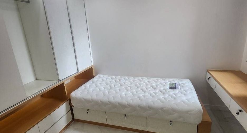 For rent 2 ベッドルーム condo in Yan Nawa, Bangkok
