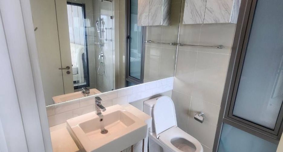 For rent 2 ベッドルーム condo in Yan Nawa, Bangkok