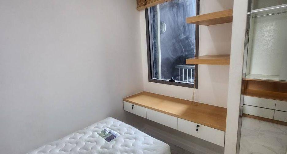 For rent 2 ベッドルーム condo in Yan Nawa, Bangkok