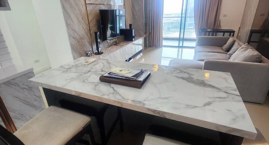 For rent 2 ベッドルーム condo in Yan Nawa, Bangkok