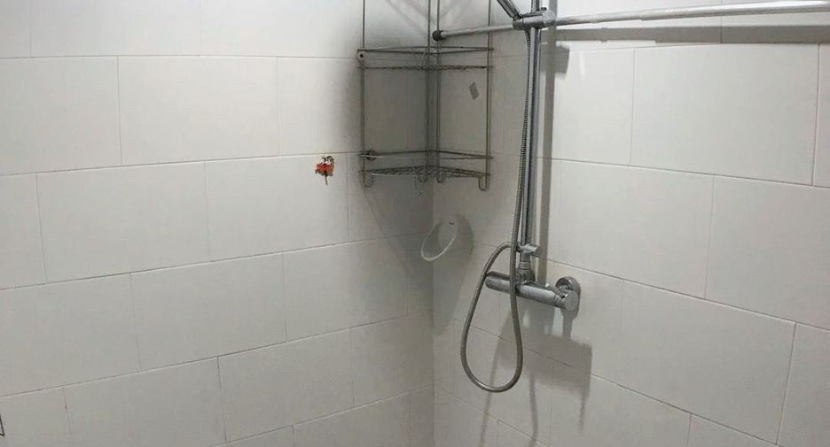 For rent 1 bed condo in Huai Khwang, Bangkok