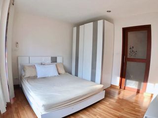 À louer 1 chambre condo à Huai Khwang, Bangkok