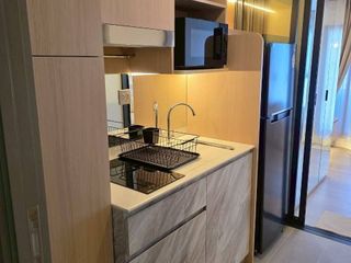 Condo en alquiler de 1 habitaciones en Phra Khanong, Bangkok
