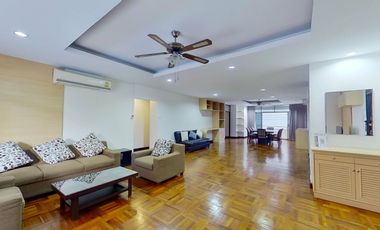 For rent 3 bedrooms condo in Watthana, Bangkok
