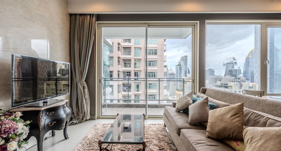 Wohnung zur Miete mit 2 Zimmer in Pathum Wan, Bangkok