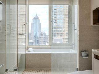 For rent 2 ベッドルーム condo in Pathum Wan, Bangkok