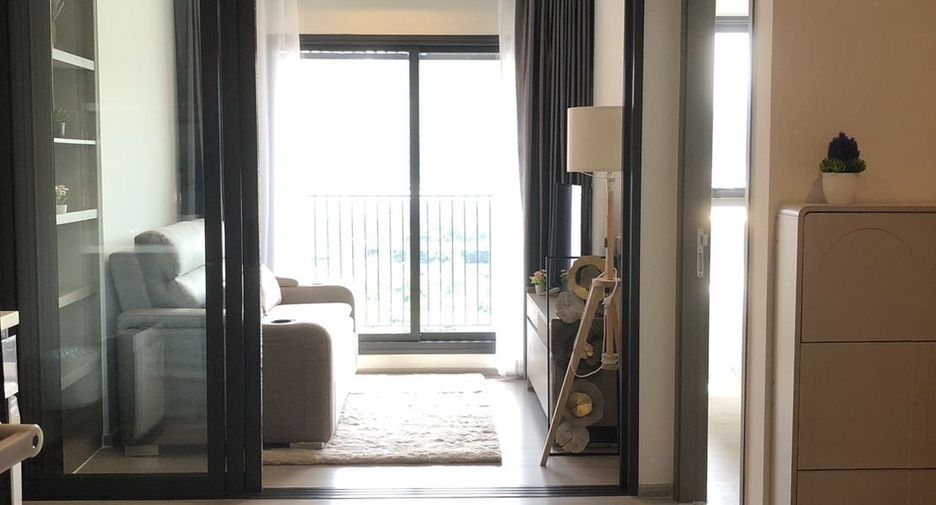 Wohnung zur Miete mit 1 Zimmer in Huai Khwang, Bangkok