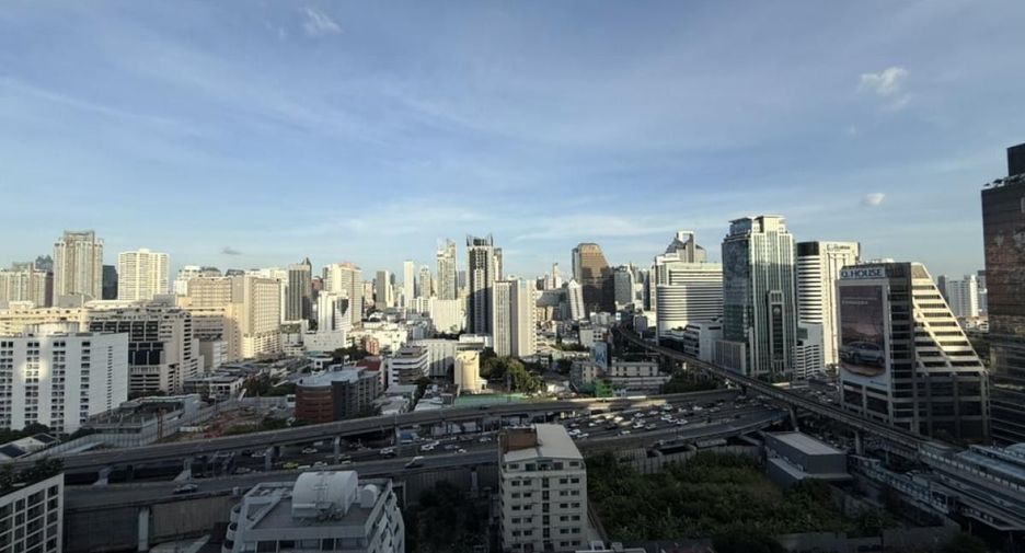 À vendre 2 chambres condo à Pathum Wan, Bangkok