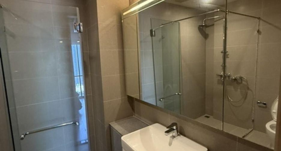À vendre 2 chambres condo à Pathum Wan, Bangkok