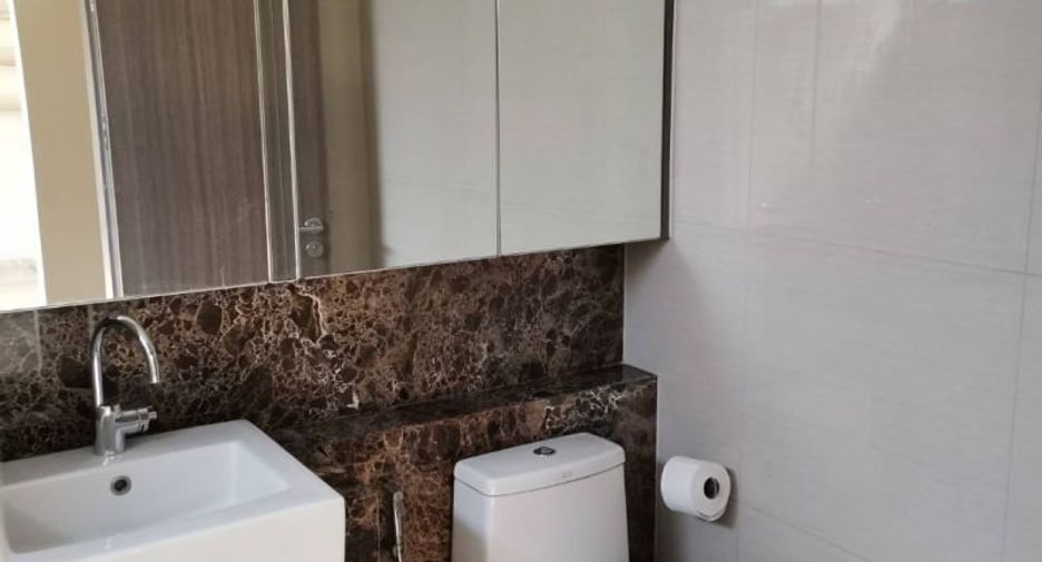 For sale and for rent 2 bedrooms condo in Watthana, Bangkok