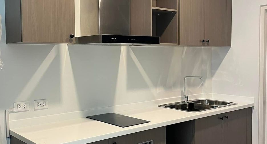 For sale and for rent 3 bedrooms house in Bang Phli, Samut Prakan