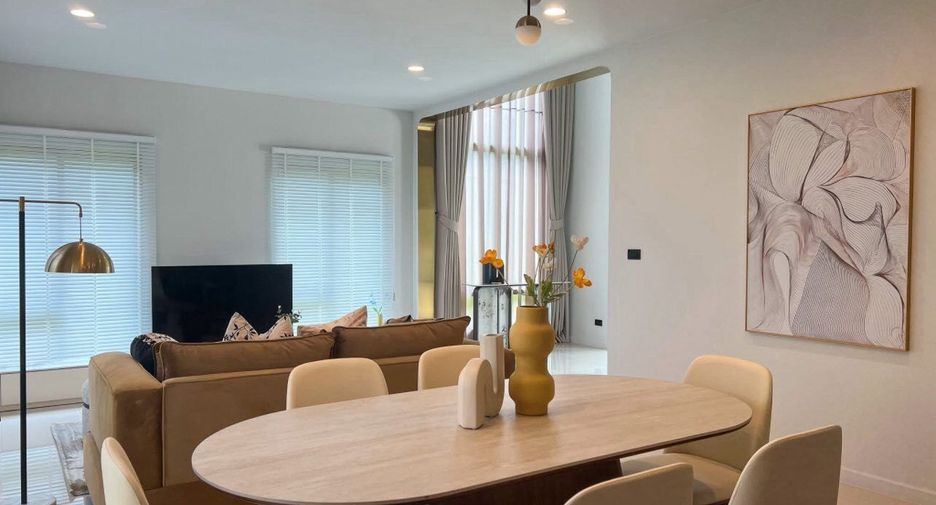 For sale and for rent 4 bedrooms house in Bang Kapi, Bangkok