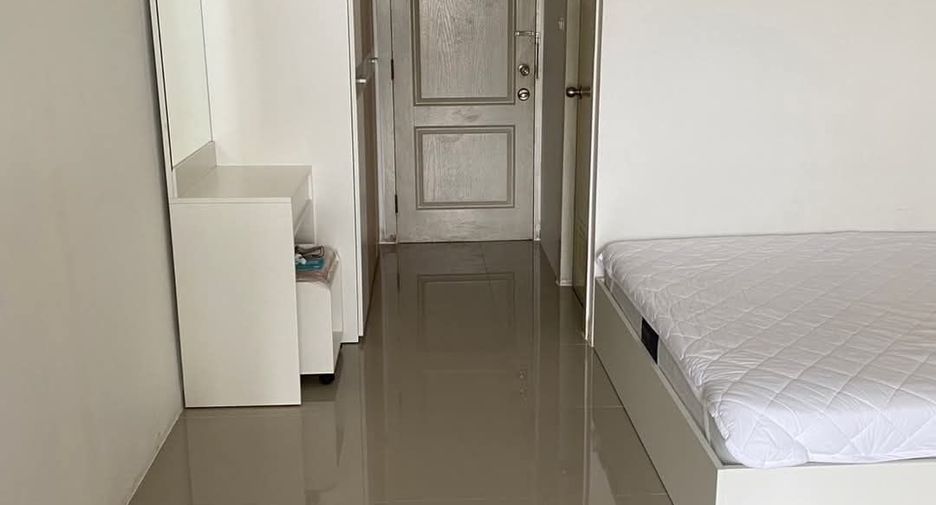 For sale studio condo in Huai Khwang, Bangkok