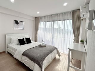 For rent 2 bedrooms condo in Phra Khanong, Bangkok