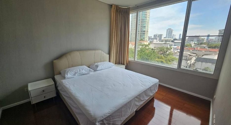 À louer 3 chambres condo à Watthana, Bangkok