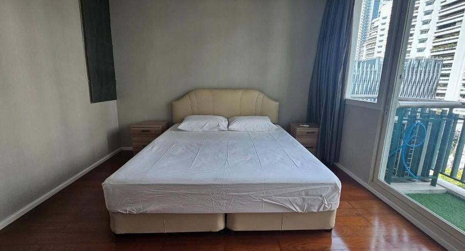 À louer 3 chambres condo à Watthana, Bangkok