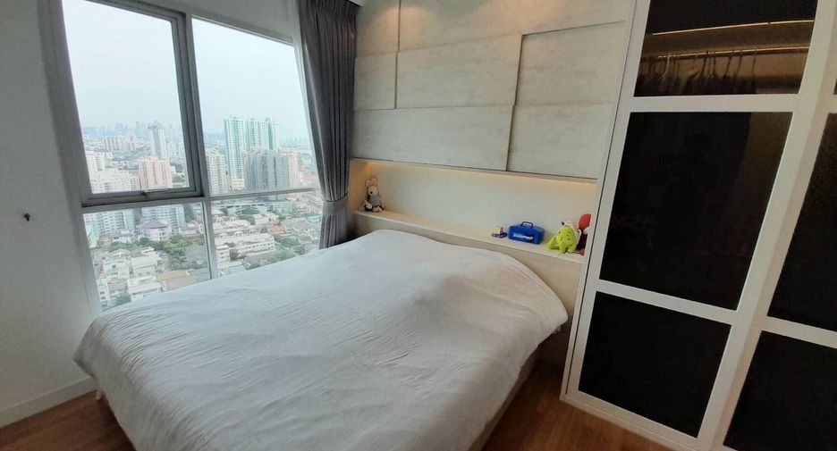 For sale and for rent 2 bedrooms condo in Yan Nawa, Bangkok