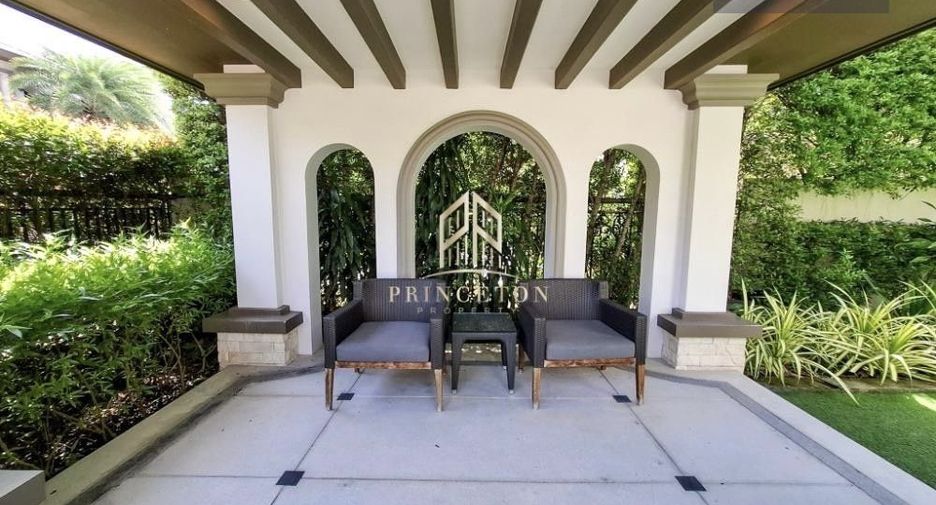 For rent 4 bedrooms house in Bang Phli, Samut Prakan