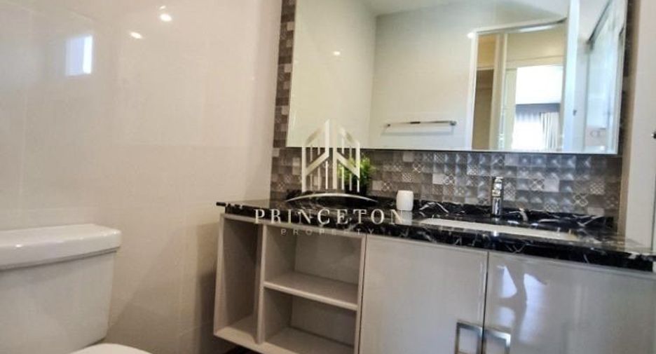 For rent 4 bedrooms house in Bang Phli, Samut Prakan