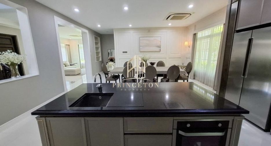For rent 4 bedrooms house in Bang Phli, Samut Prakan