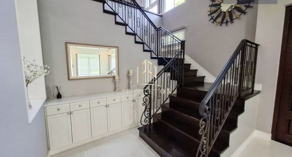 For rent 4 bedrooms house in Bang Phli, Samut Prakan