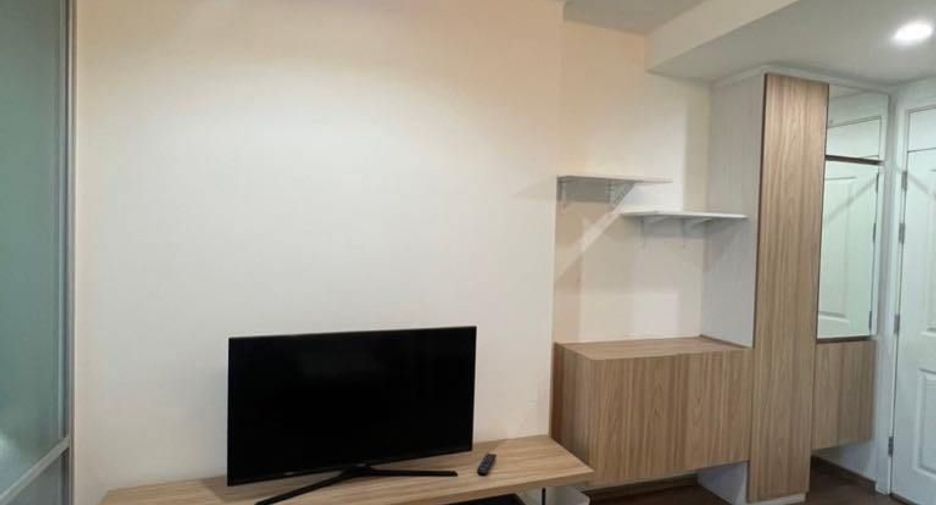 Condo en alquiler de 1 habitaciones en Yan Nawa, Bangkok