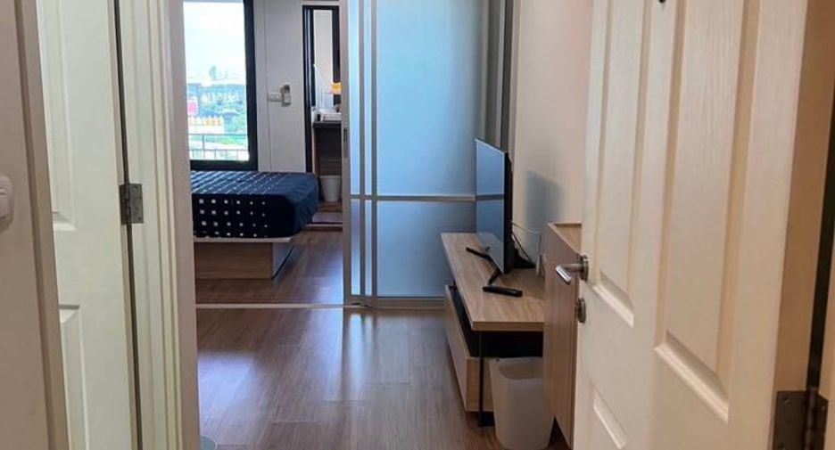 Condo en alquiler de 1 habitaciones en Yan Nawa, Bangkok