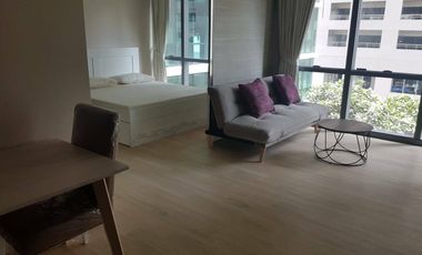 For sale and for rent 1 bed condo in Watthana, Bangkok