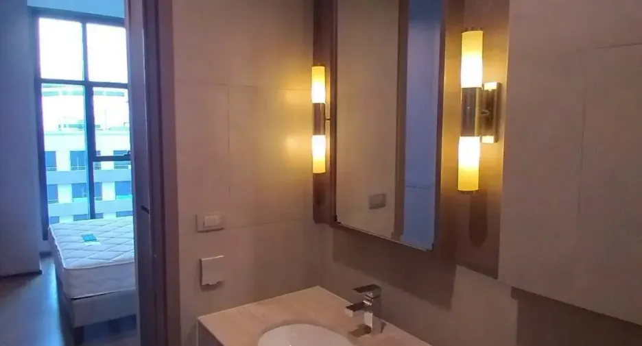For rent 1 bed condo in Sathon, Bangkok