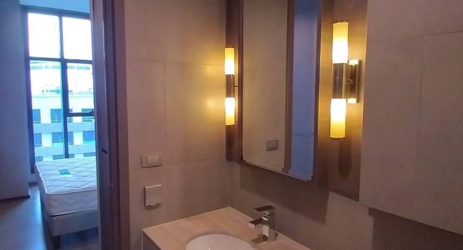 For rent 1 bed condo in Sathon, Bangkok
