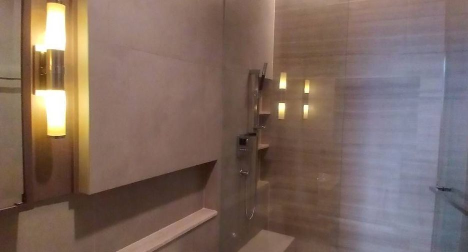 For rent 1 bed condo in Sathon, Bangkok