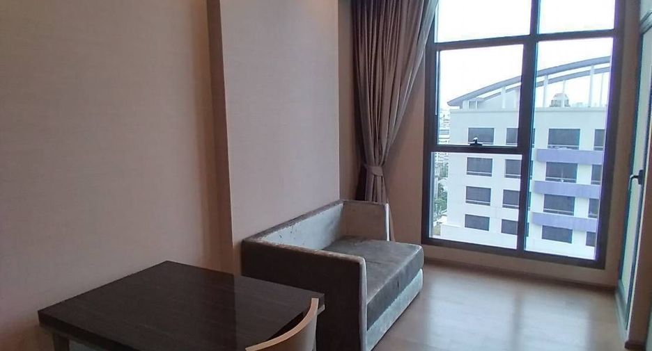 For rent 1 bed condo in Sathon, Bangkok