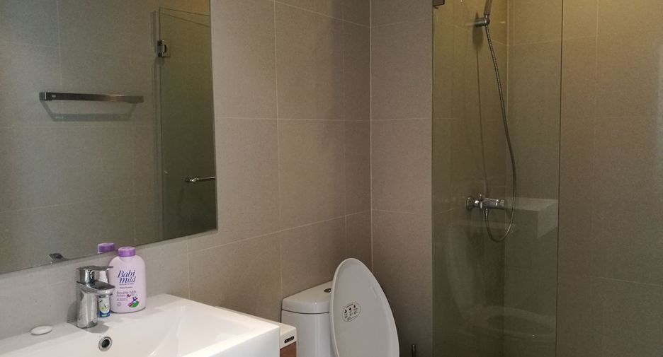 For rent 2 bedrooms condo in Phaya Thai, Bangkok